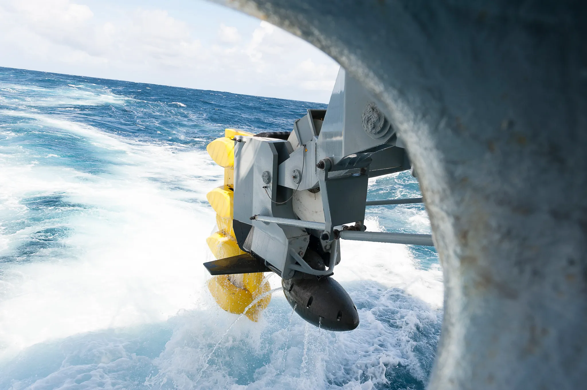 CAPTAS, the unrivalled performance Variable Depth Sonar | Thales Group