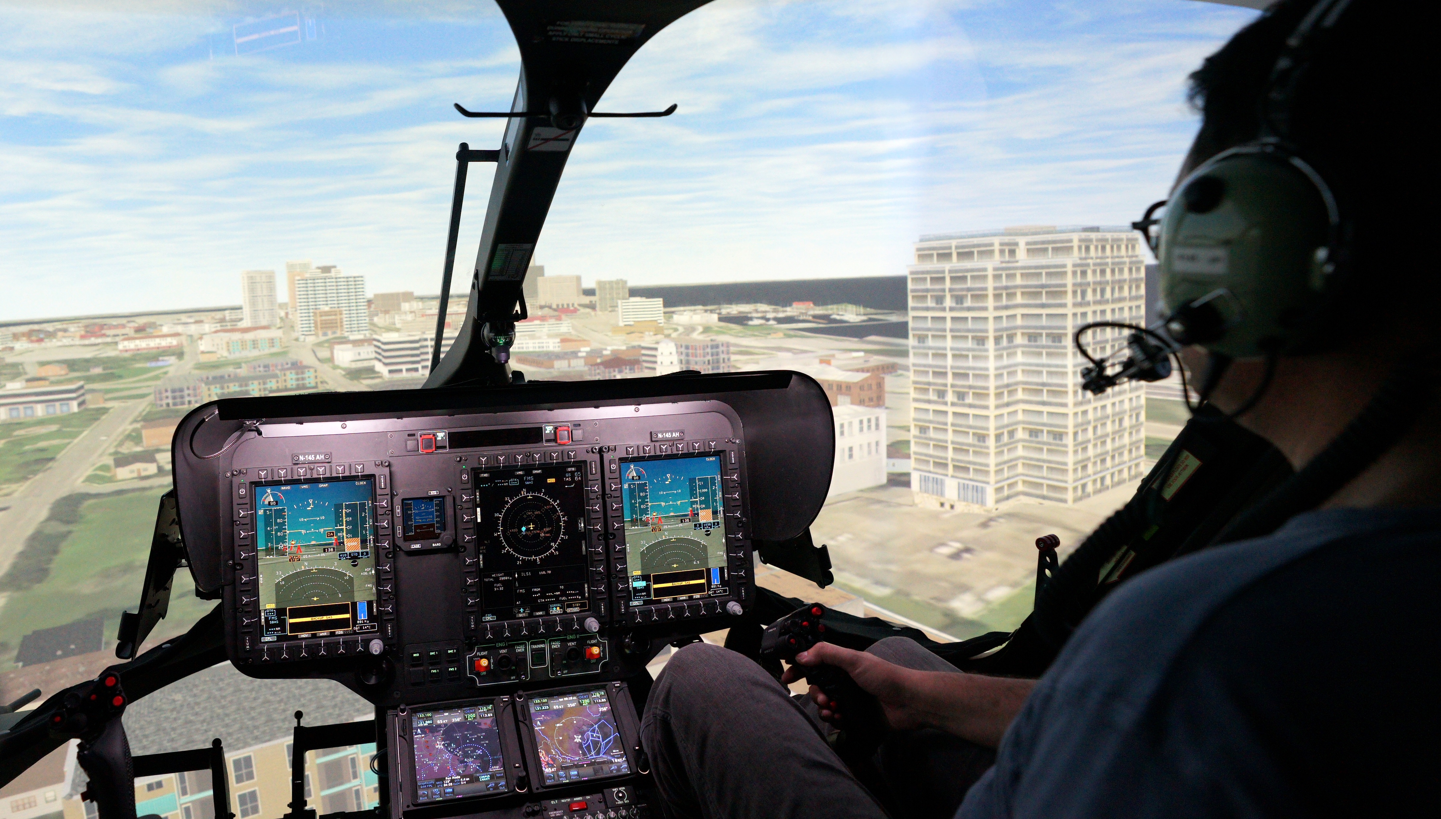 Sim h. Airbus h145 кабина. Airbus h145 Cockpit. Thales Avionics. Thales Full Flight Simulator.